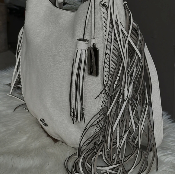 Coach - Picture 4 of 4